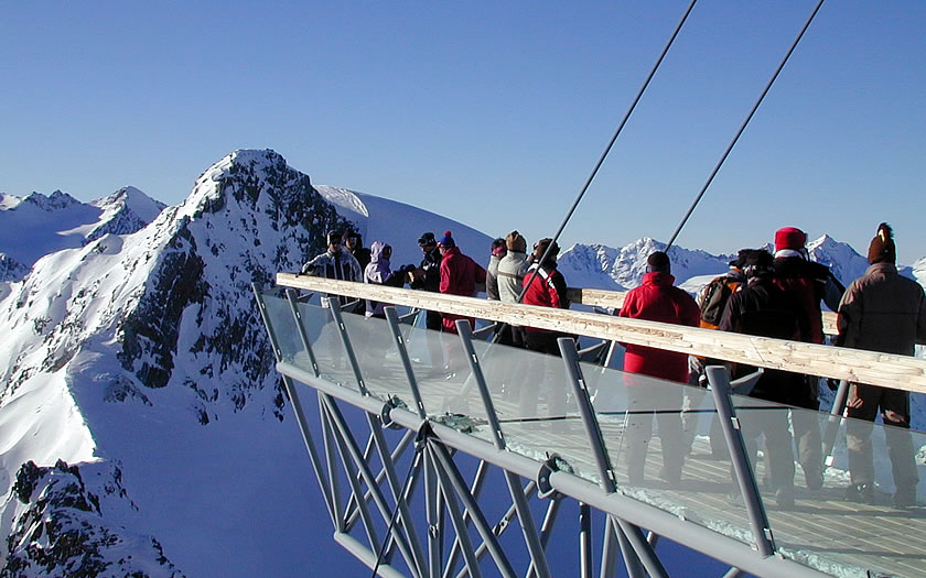 The viewing platform at the top of the Sölden glaciers